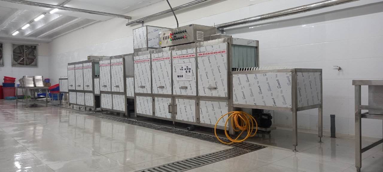máy rửa chén công suất lớn